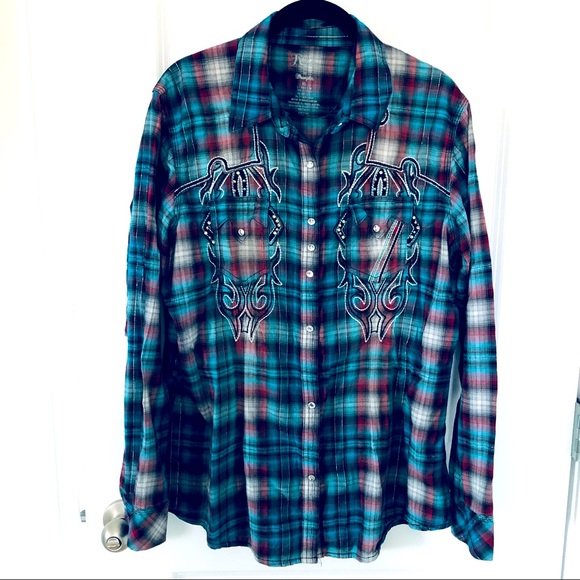 Wrangler Tops - Beautiful Wrangler shirt